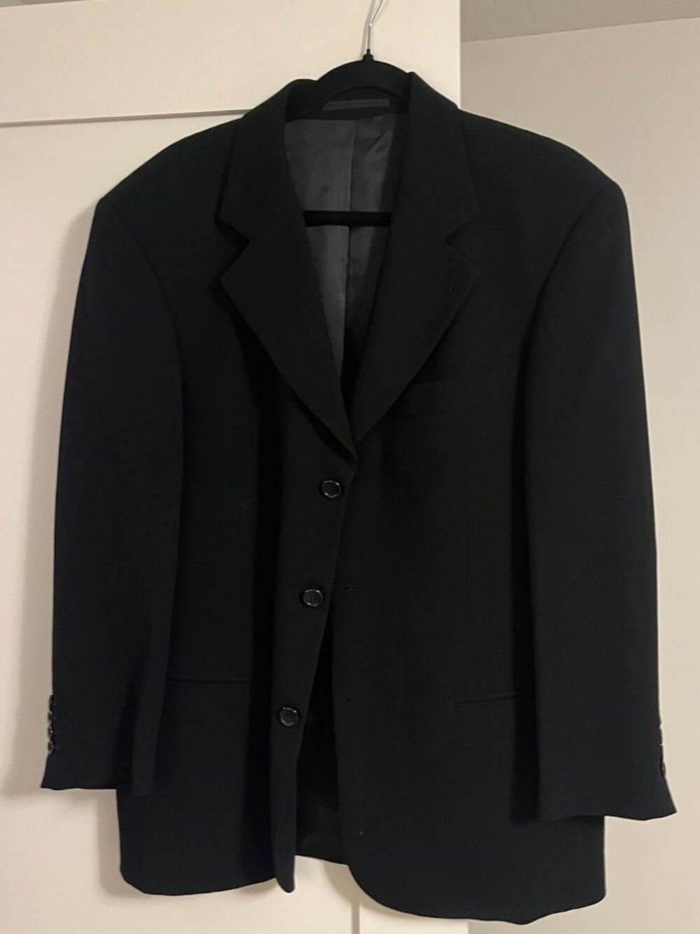 Vintage Hugo Boss Black Blazer (Original Retail $899.00CAD) Virgin Wool